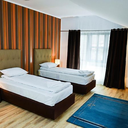 Hotel Park House Dej Pokoj fotografie